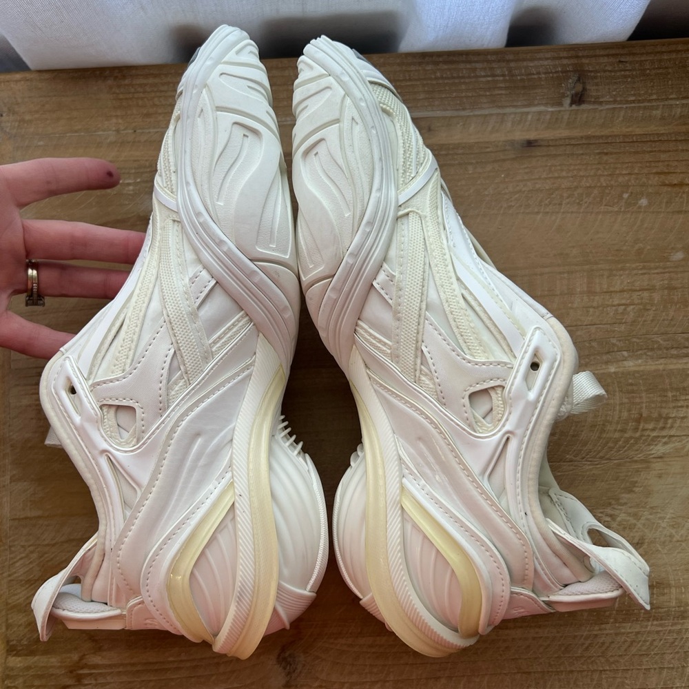 Balenciaga Women's Tyrex Low Top Sneakers in White Size 36 - Picture 8 of 12